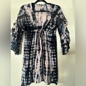 Tiare Hawaii Black and White Tie-Dye Flowing Sleeves, cover up.